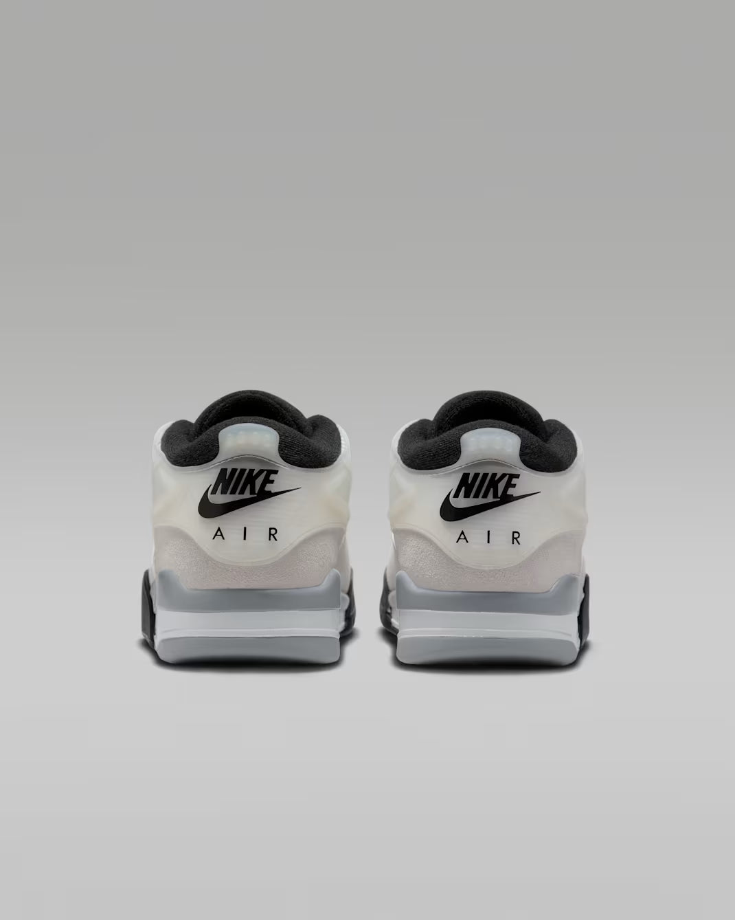 Air Jordan 4 RM