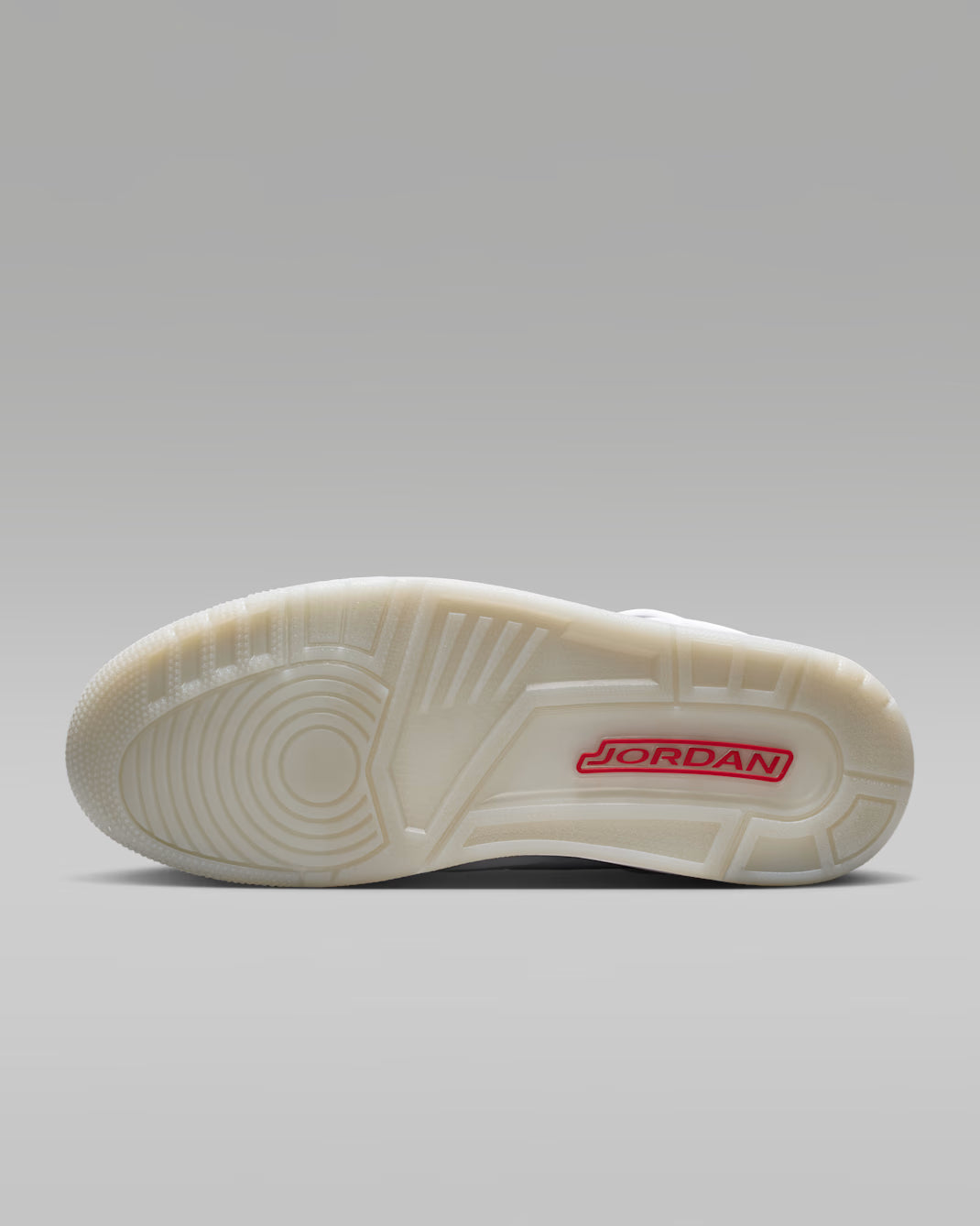Jordan Spizike Low