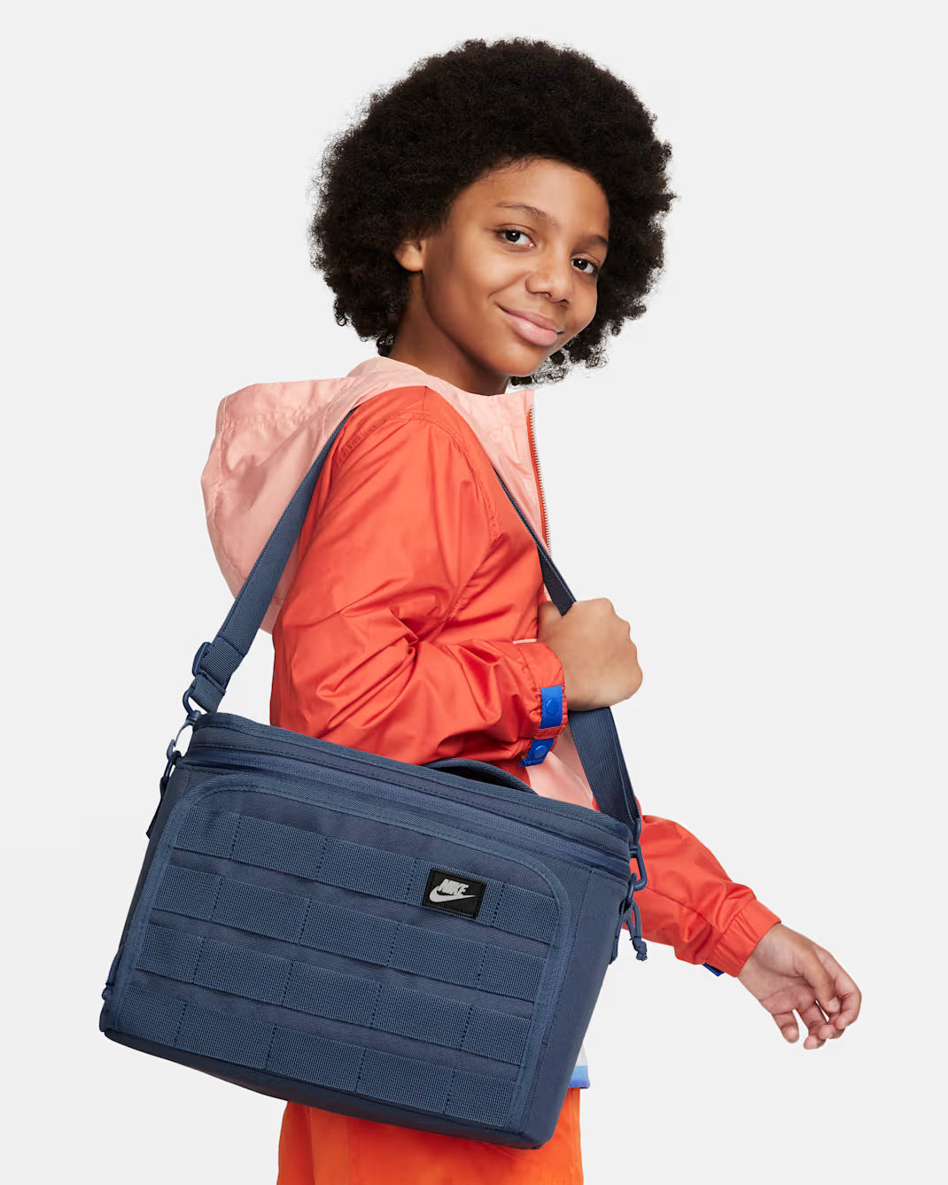 Nike Futura Plus Lunch Tote (9L)