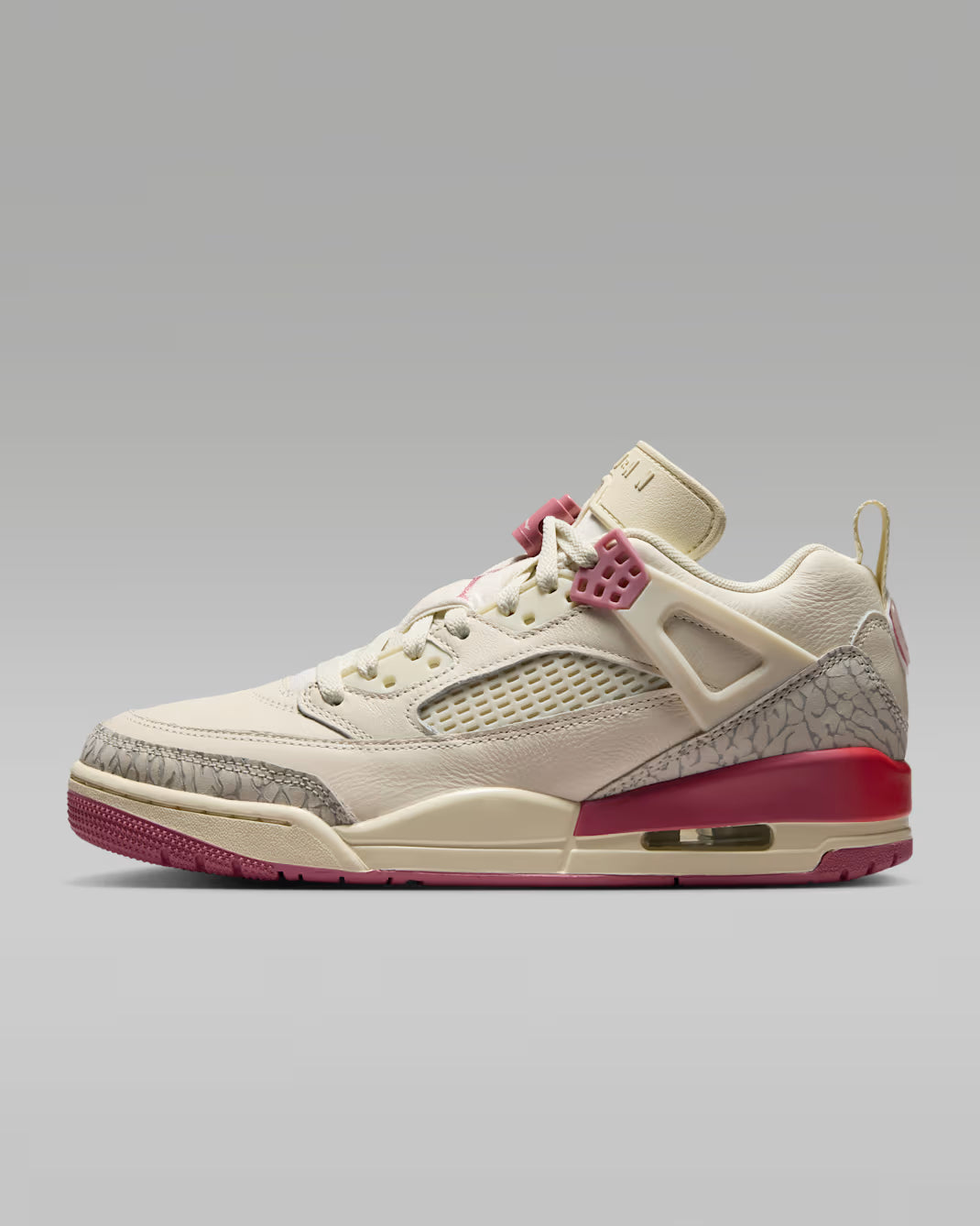 Jordan Spizike Low